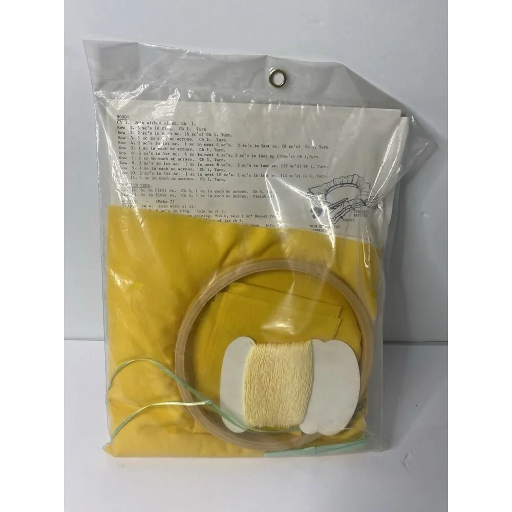 Cameo Crochet Collectibles Baby Lace Buggy Kraft Kit‎ Yellow